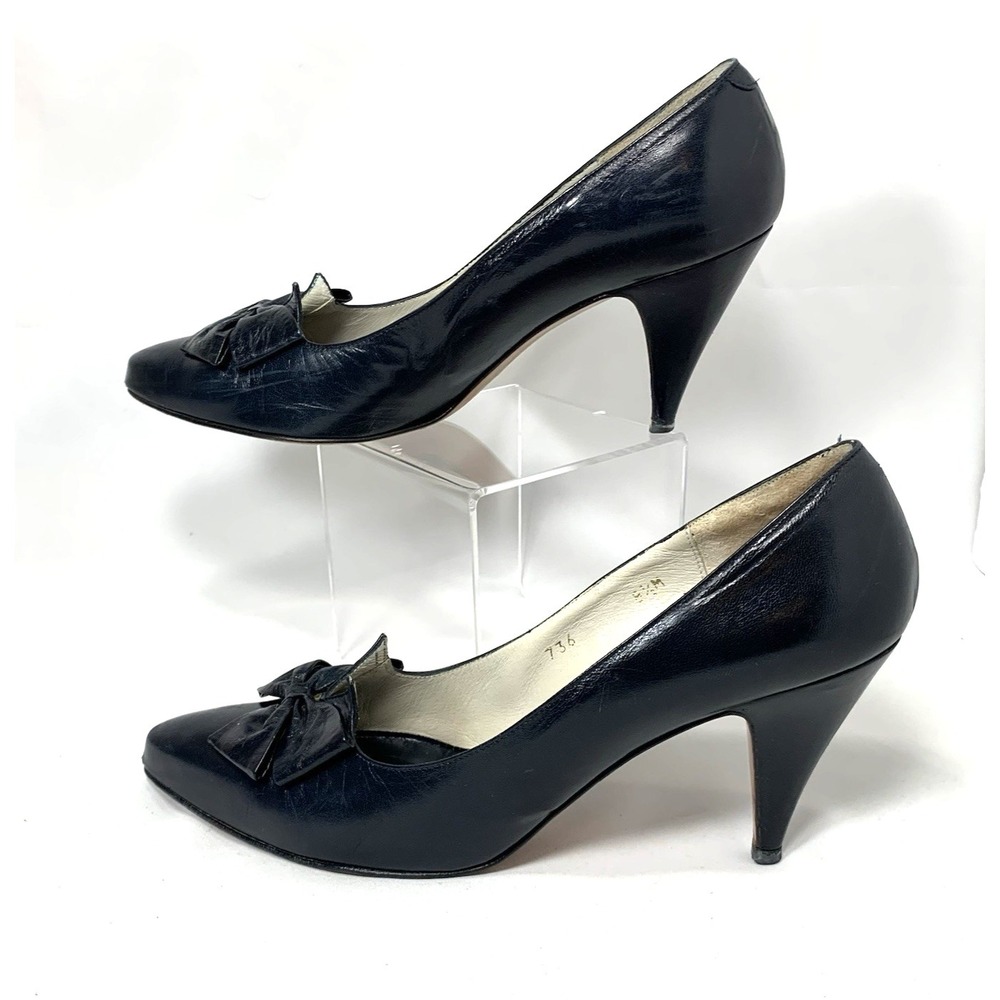 Evan Picone Pumps Womens 8.5 Navy Blue Leather Bow Pointy Toe Vintage 3" Heel - Picture 2 of 12